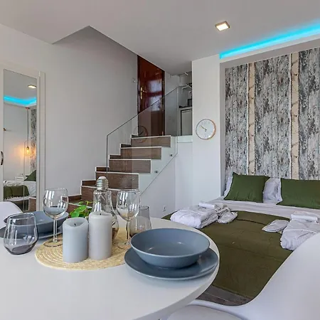 Beachfront With Spectacular Views And Swimming Pool * Benalmadena